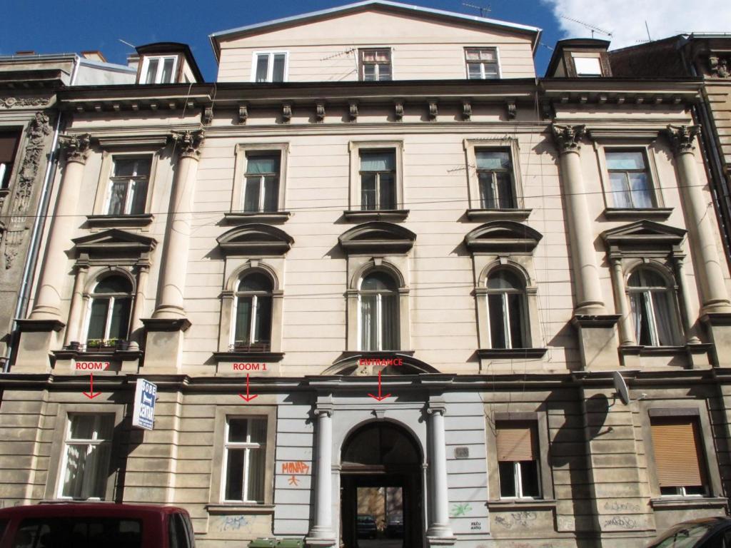 Centar Guesthouse Загреб Экстерьер фото